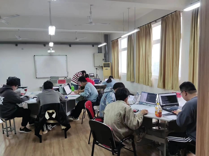 微信图片_20221215145913_副本.jpg
